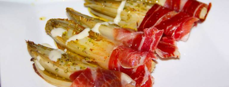 Endives with Ibérico Ham & Cream Cheese