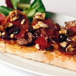 Lomo Iberico de Bellota toast
