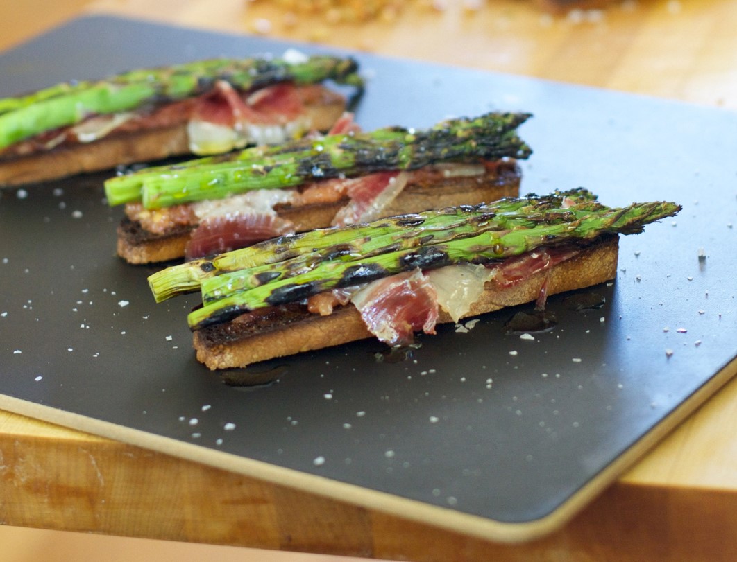 Asparagus with Jamón Iberico de Bellota